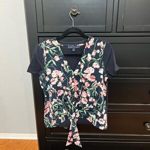 Tommy Hilfiger Size Small